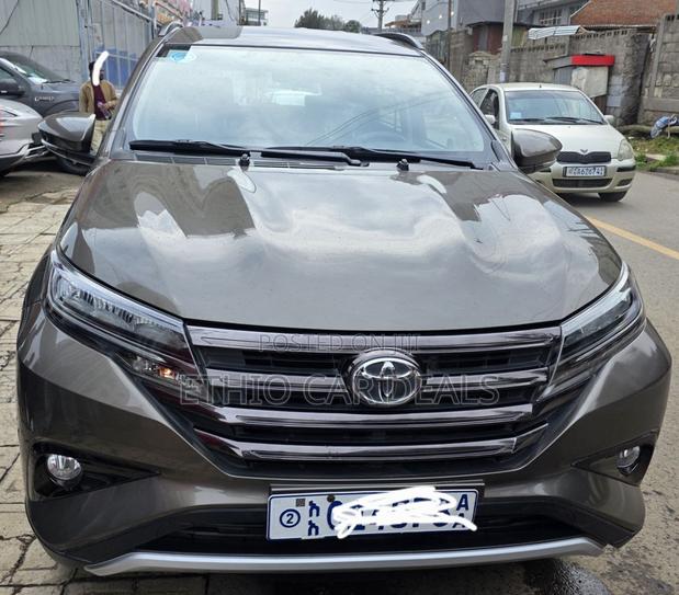 Toyota Rush 2022 Brown