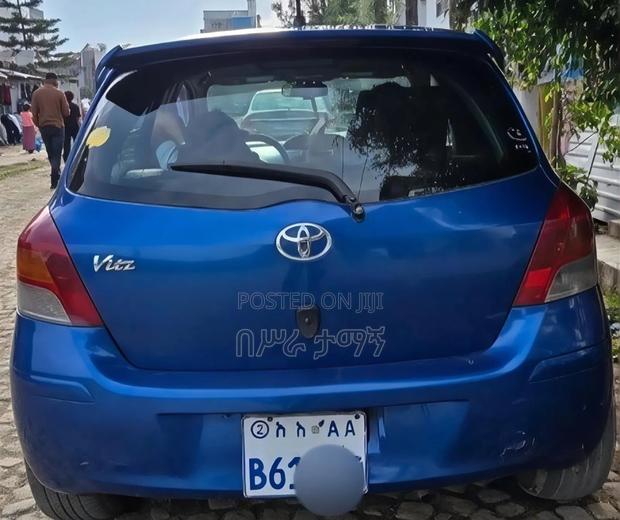 Toyota Yaris 2019 Blue