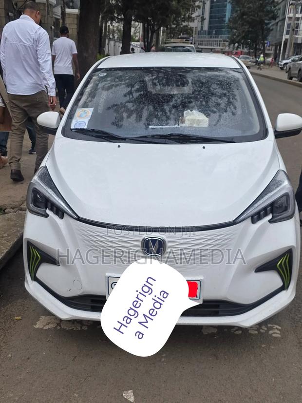 Changan BenBen E-Star 2023 White