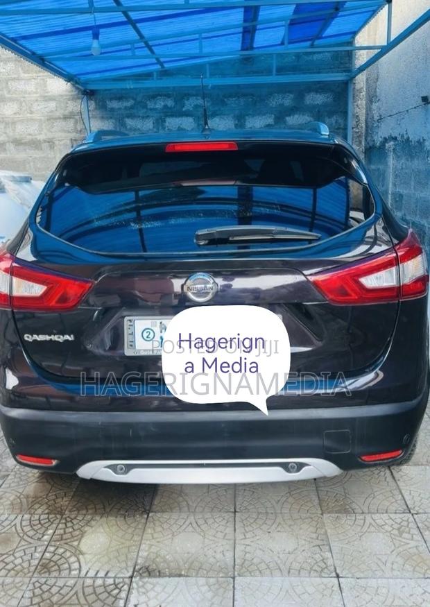Nissan Qashqai 2017 Black