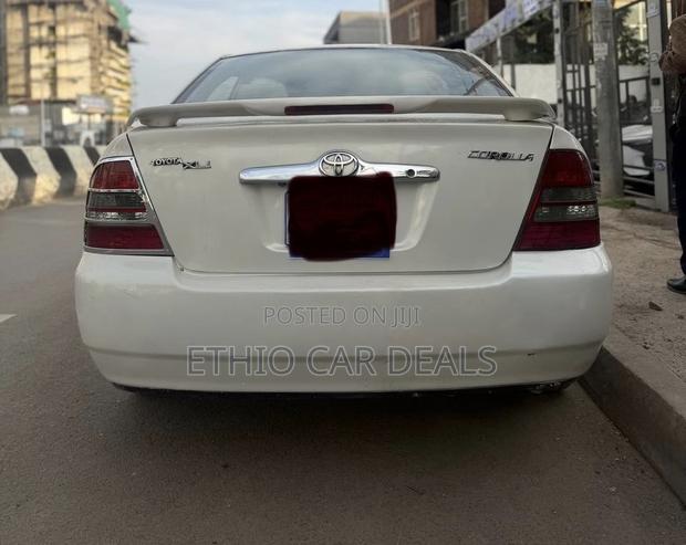 Toyota Corolla 2003 White