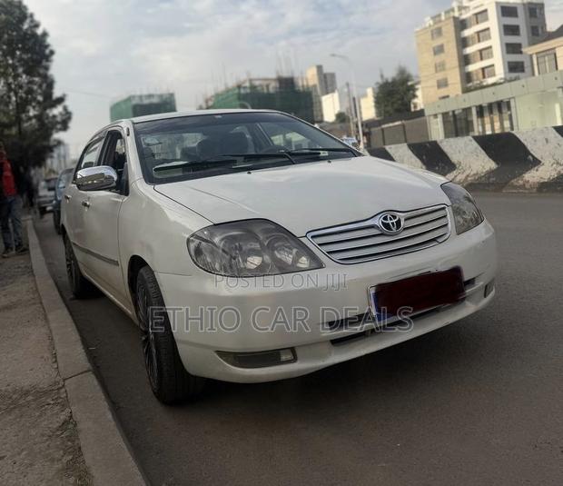 Toyota Corolla 2003 White