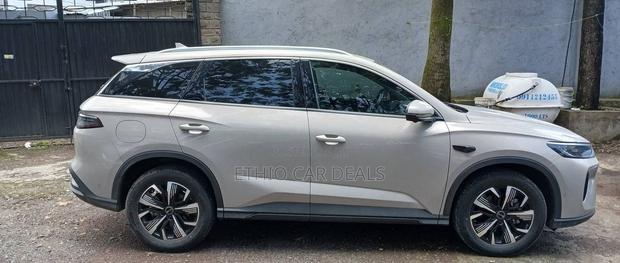 BYD Sealion 05 DM-i 2025 Ivory