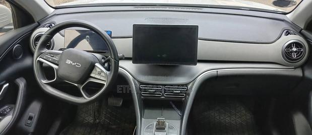 BYD Sealion 05 DM-i 2025 Ivory