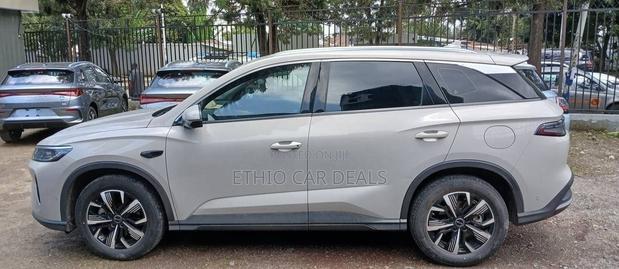 BYD Sealion 05 DM-i 2025 Ivory