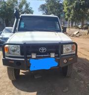 Toyota Land Cruiser 2019 White for sale