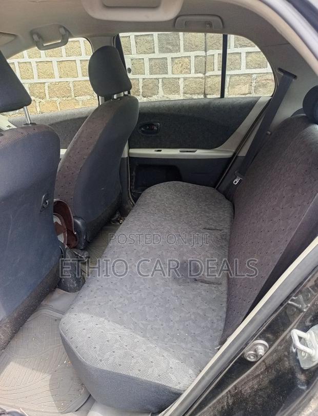 Toyota Yaris 2010 Matt Black