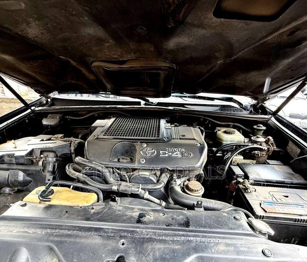 Toyota Land Cruiser Prado 2004 Black
