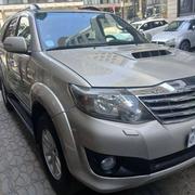 Toyota Fortuner 2011 Gold for sale