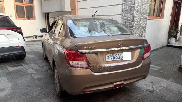 Suzuki Dzire 2020 Silver