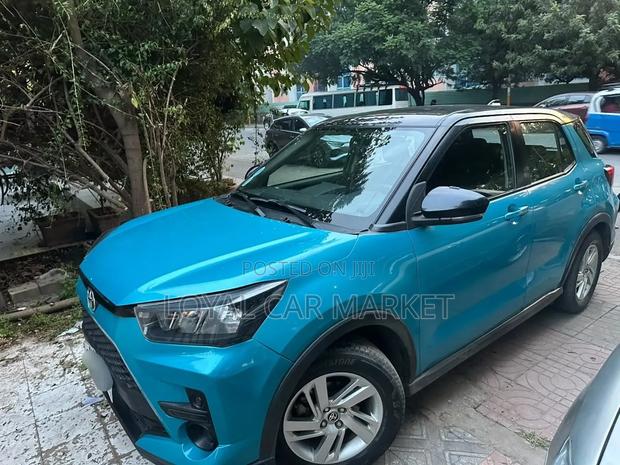 Toyota Raize 2021 Blue