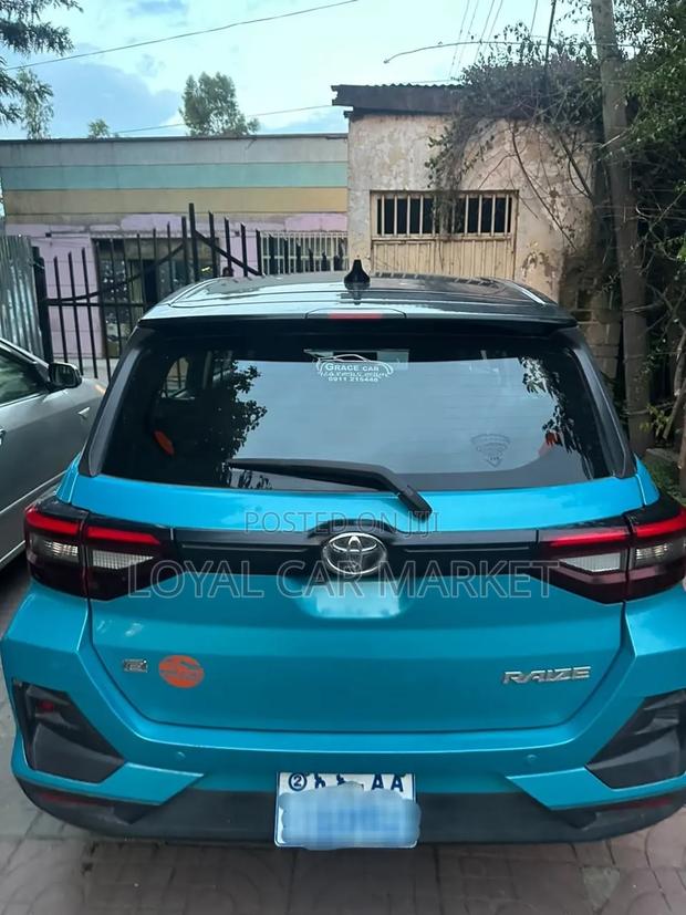 Toyota Raize 2021 Blue