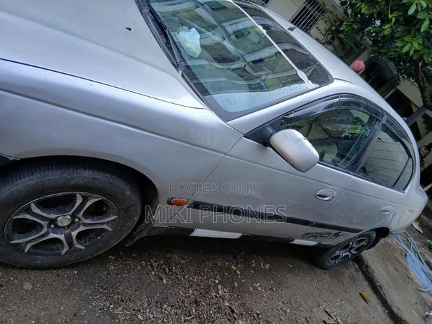 Toyota Carina 1999 Silver