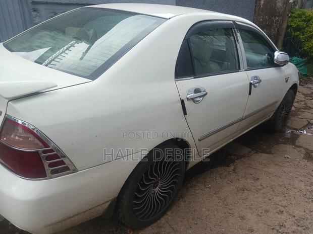 Toyota Corolla 2005 Off white