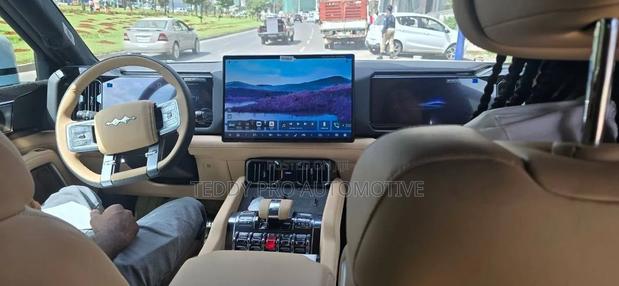 BYD Leopard 8 2.0 Hybrid AWD 2025 Silver