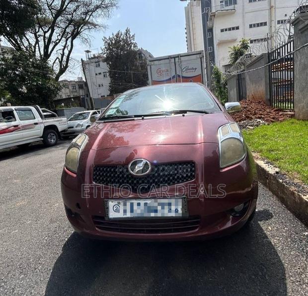 Toyota Yaris 2007 Burgundy