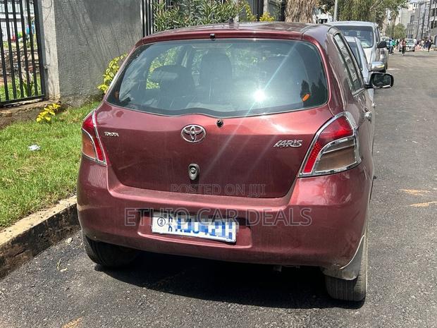 Toyota Yaris 2007 Burgundy