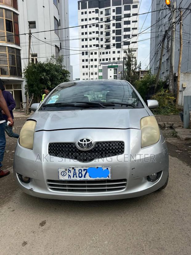 Toyota Yaris 2008 Silver