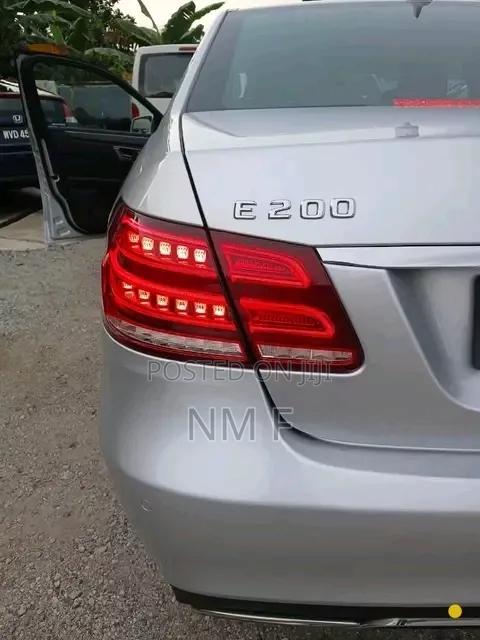 Mercedes-Benz E200 2013 Silver