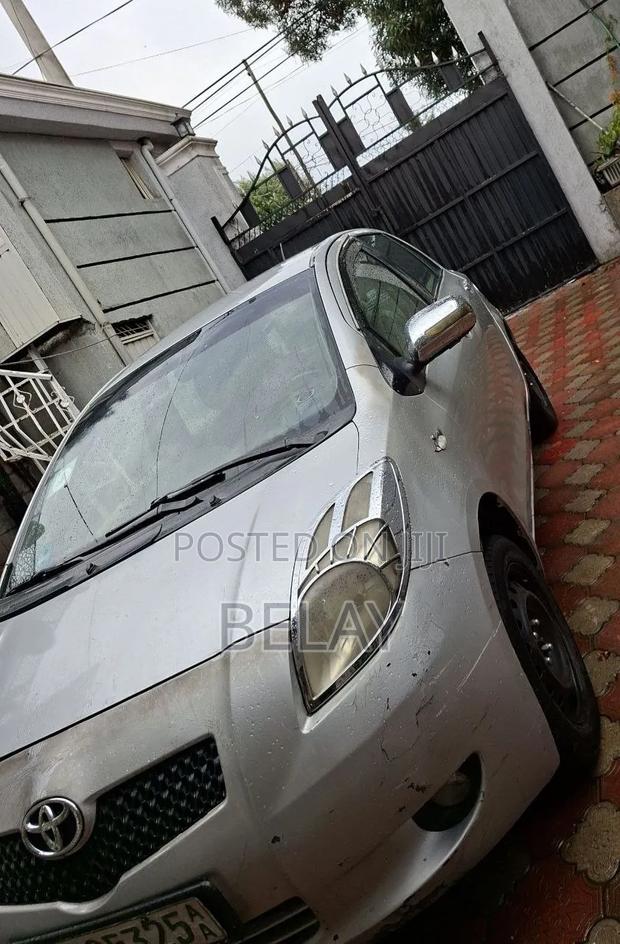 Toyota Yaris 2008 Silver