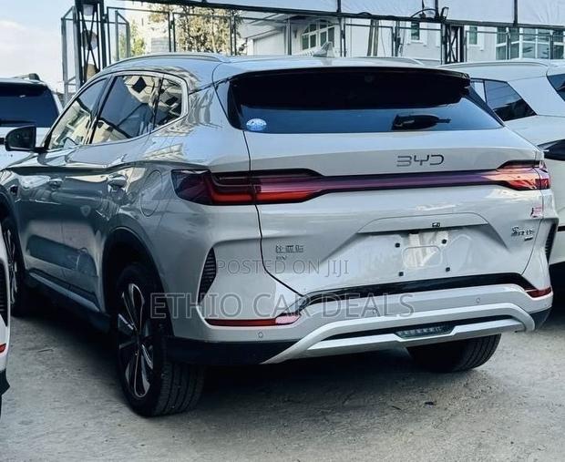 BYD Song Plus 2025 Ivory