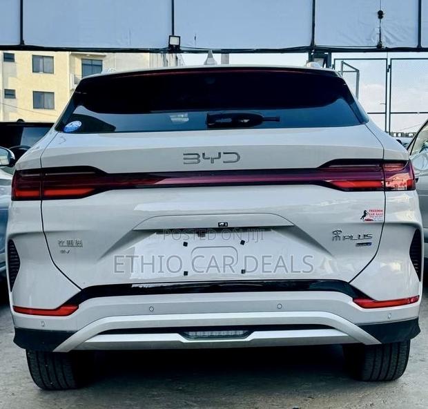BYD Song Plus 2025 Ivory