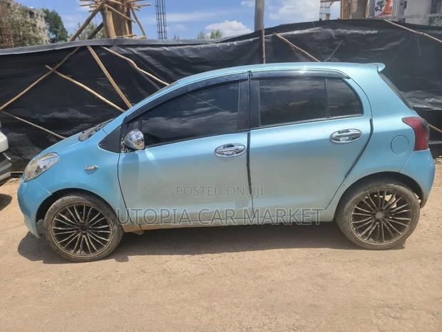 Toyota Yaris 2005