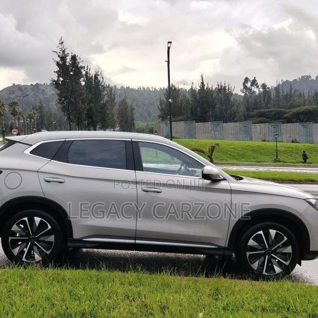 BYD Song Plus 2024 White