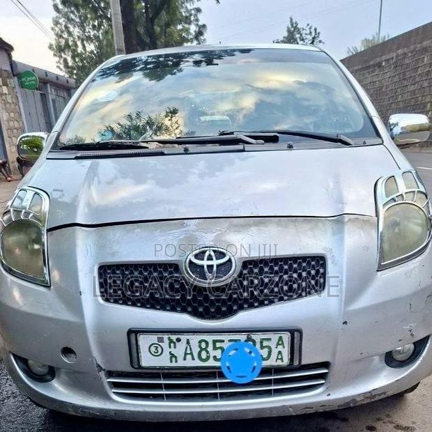Toyota Yaris 2008 Silver