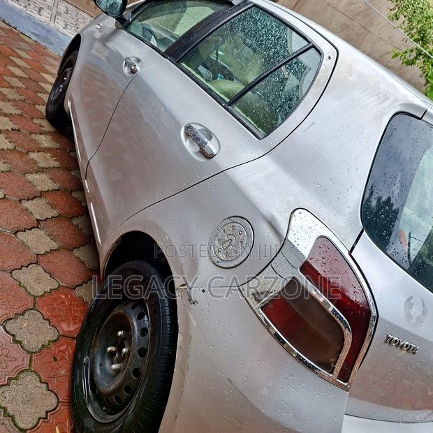 Toyota Yaris 2008 Silver
