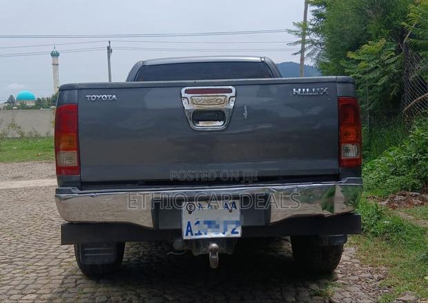 Toyota Hilux 2008 Black