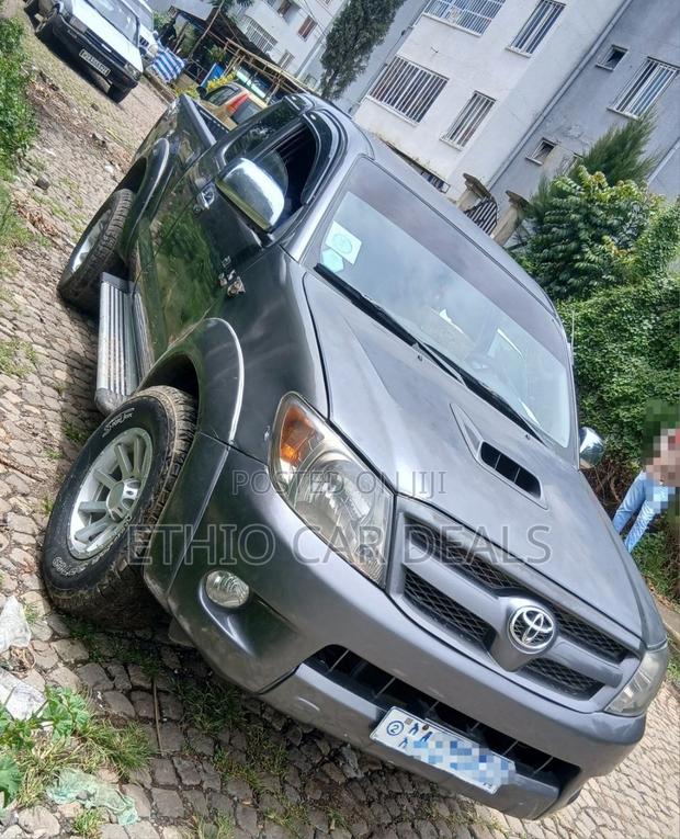 Toyota Hilux 2008 Black