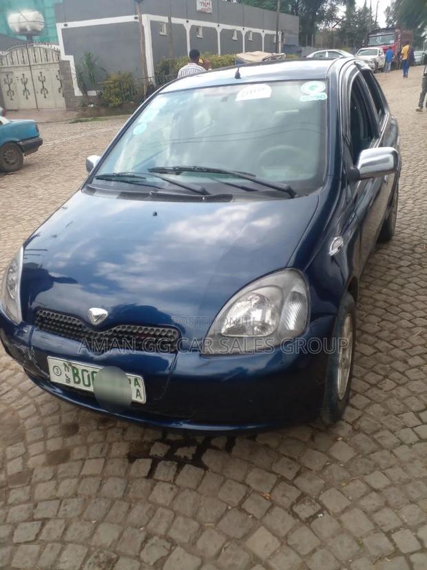 Toyota Yaris 2001 Blue