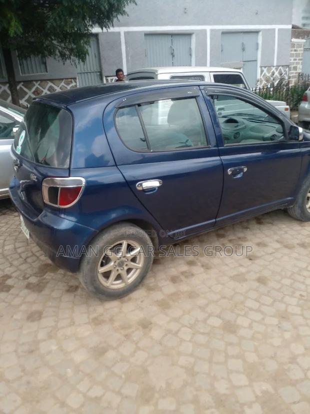 Toyota Yaris 2001 Blue