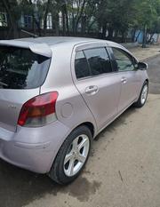 Toyota Yaris 2010 Maroon for sale
