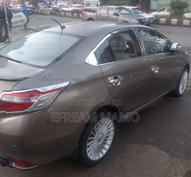 Toyota Yaris 2016