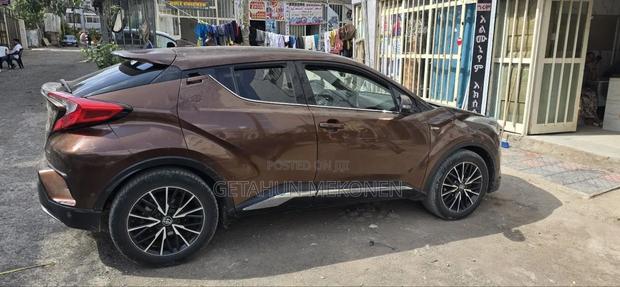 Toyota C-HR 2017