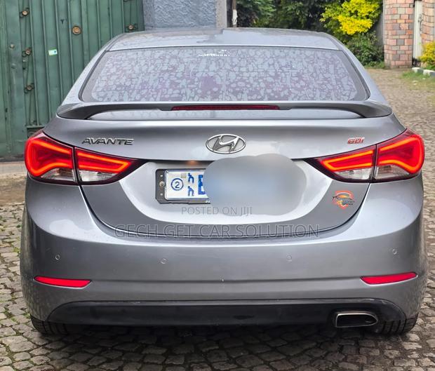 Hyundai Avante 2015 Gray
