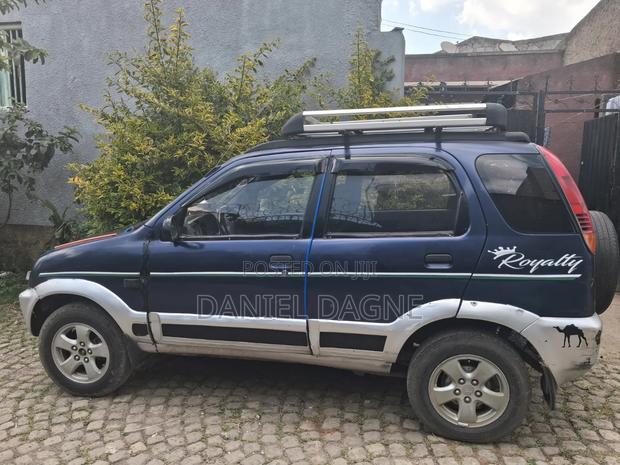 Daihatsu Terios Automatic 2004 Blue