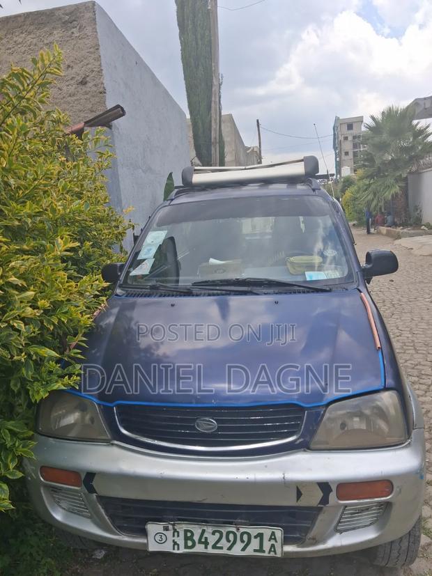 Daihatsu Terios Automatic 2004 Blue