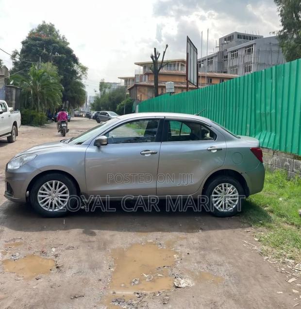 Suzuki Dzire 2022 Gray