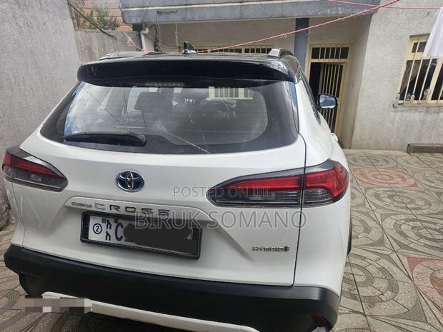 Toyota Corolla Cross 2022 Off white