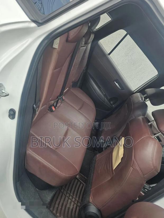 Toyota Corolla Cross 2022 Off white