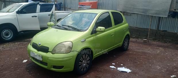 Toyota Vitz 2004 Green