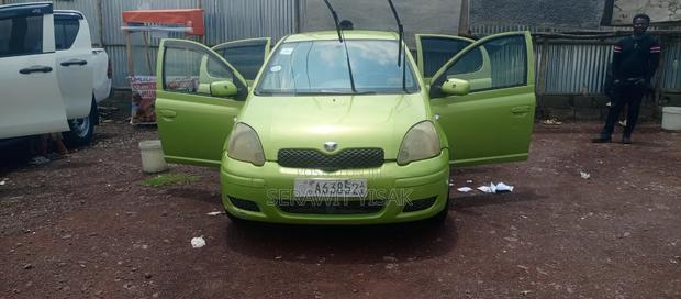 Toyota Vitz 2004 Green
