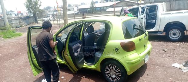 Toyota Vitz 2004 Green
