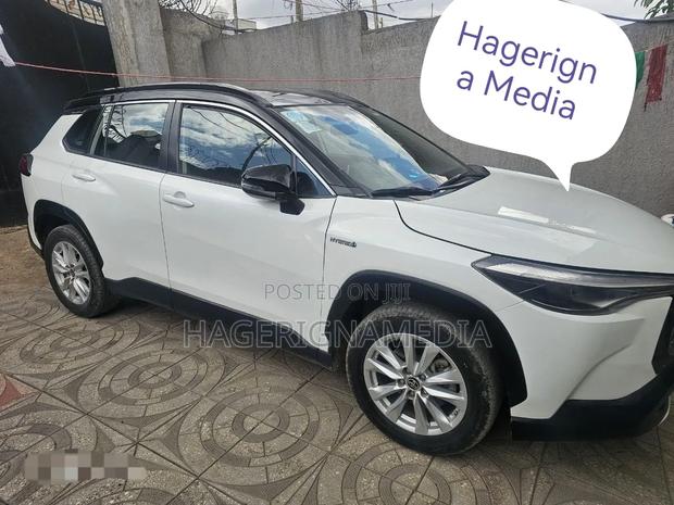 Toyota Corolla Cross 2022 White