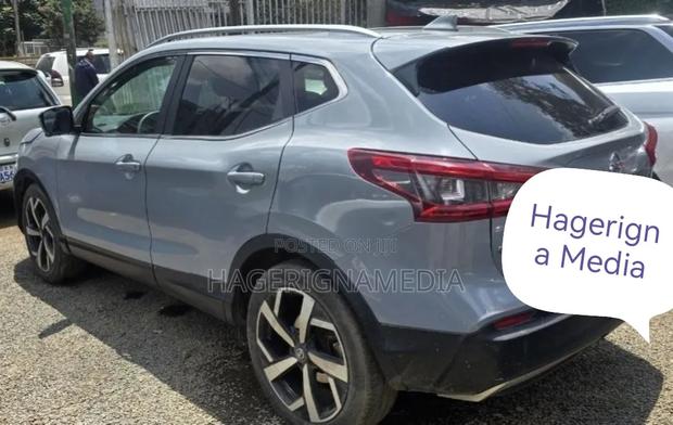 Nissan Qashqai 2017 Ivory