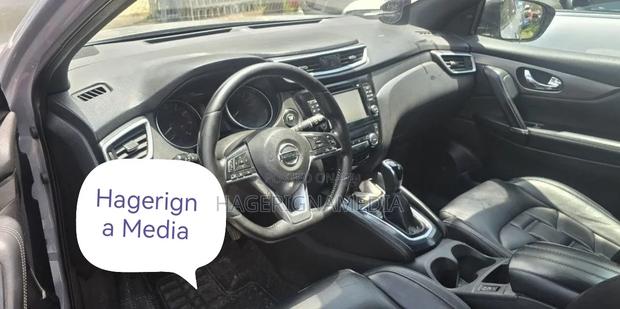 Nissan Qashqai 2017 Ivory