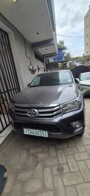 Toyota Hilux 2016 Gray for sale